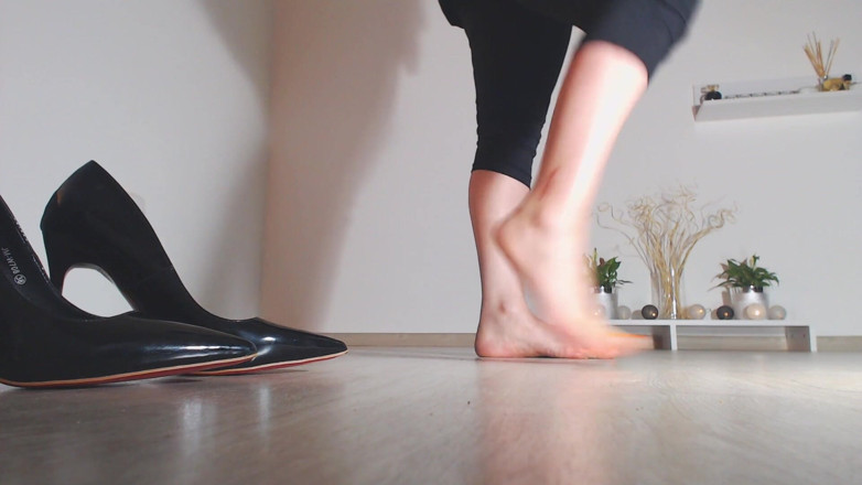 LegsOnHeels: Minhas pernas de salto, andando com graça