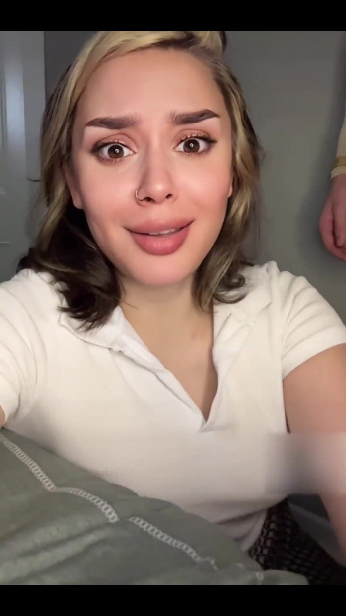 Good_view: Students Post Their First Home Video Online