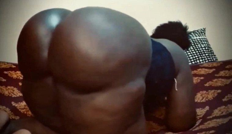 Dzaddy long strokes: SSBBW bôi dầu twerk