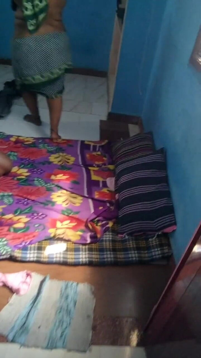 Benita sweety: Zia musulmana con marito indù diffusione di sperma sexy caldo...