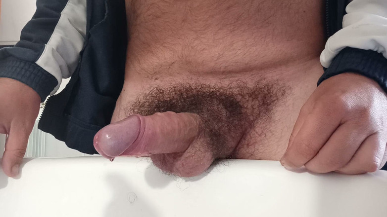 Kinky Guy: En lång morgon med illaluktande piss
