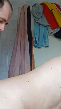 Mettre dans cette position m’a donné envie de baiser