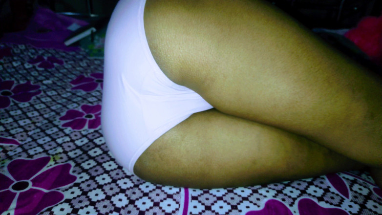 Lovely Dipti: Indyjski Gorące Majtki Bikini Bhabhi Pokazuje cipkę N cycki