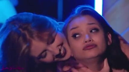 Lesbian sexuality: Electra Rayne + Alex De La Flor