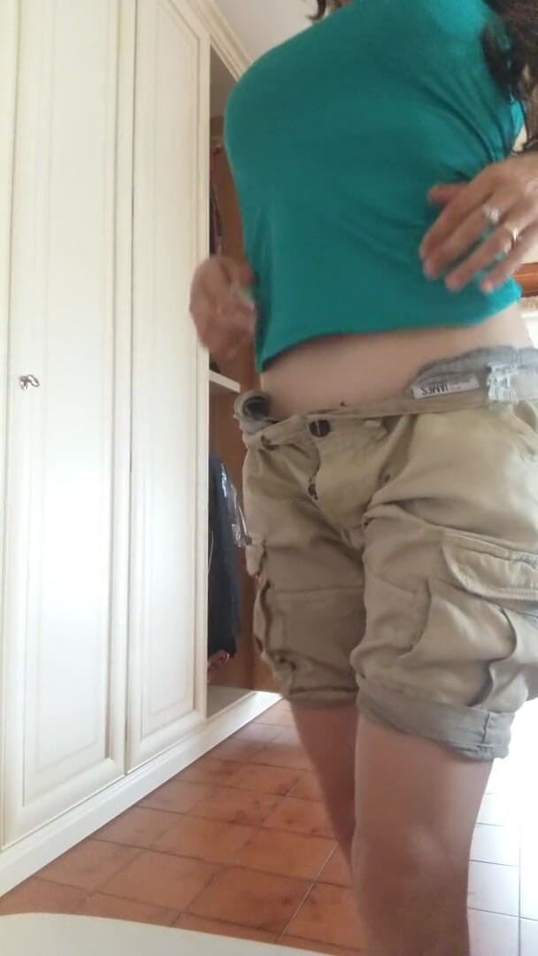 savannahamatoriale: Сексуальна Лара Крофт італійський косплей