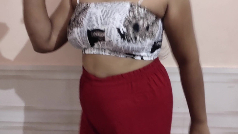 Desi Angel: Дезі бхабхі кі Чудай, сільська бхабі, секс-відео під час танцю та пестощів пальцями в її мокру тугу волохату пизду