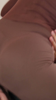 Wilde Stiefmutter Benutzt Stiefsohn Für Orgasmus Kitzeln & Dryhump & Facesitting