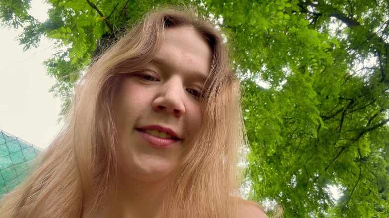 Lily, Goddess of Desire: POV: Ojczym Daje Mi Penisa Żeby Zrobić Mu Dobrze Po Czym...
