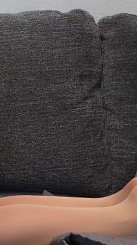 Ibu tiri hooters dalam pantyhose menukilkan urutan kaki - MILF Stella Freebie