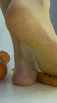 I'm Crushing Tangerines in Nylon Stockings.