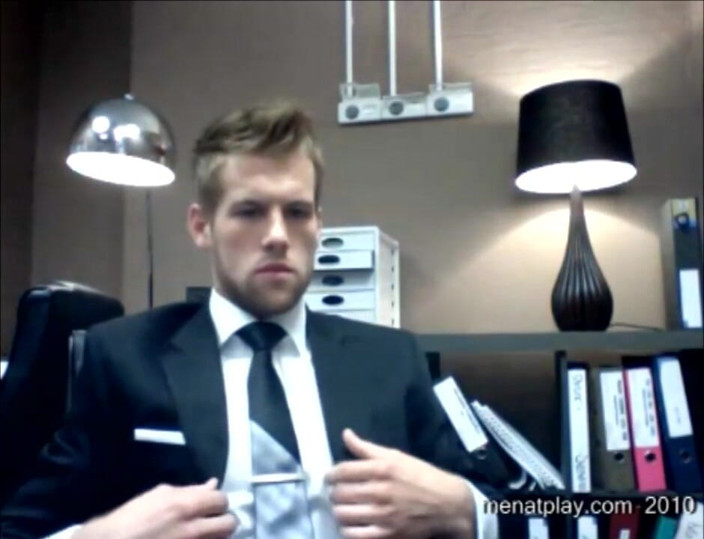 MenAtPlay: David Jones' Raw Webcam