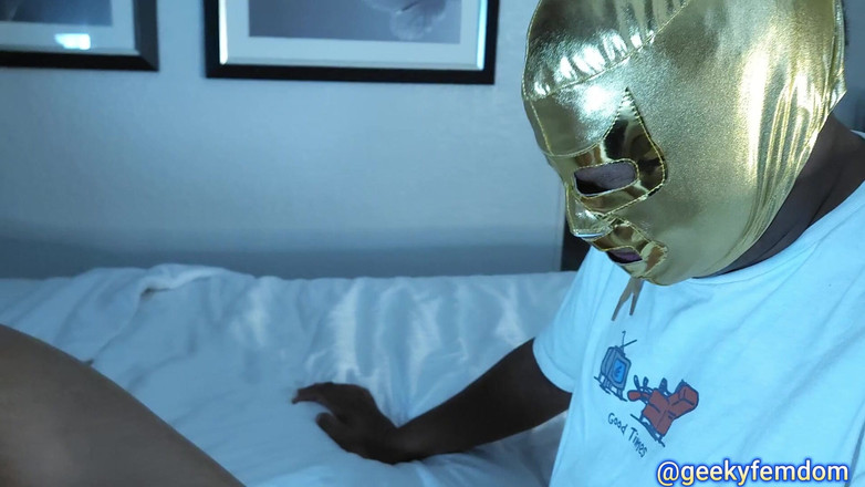 Geeky Femdom: Tôn thờ người phụ nữ kỳ diệu