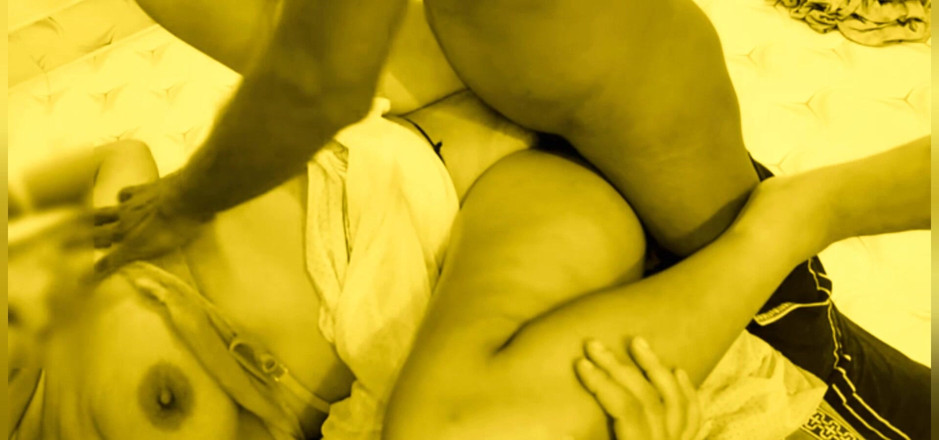 Teensex: Busty Desi Beautiful Share Wear Bhabi z dużymi cyckami jest...