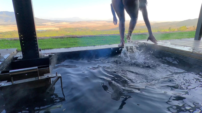 Black Swan: Morgon dimma magiska fru knullas i poolen