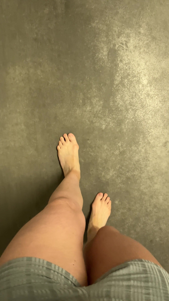 Feet: Ходить босиком везде
