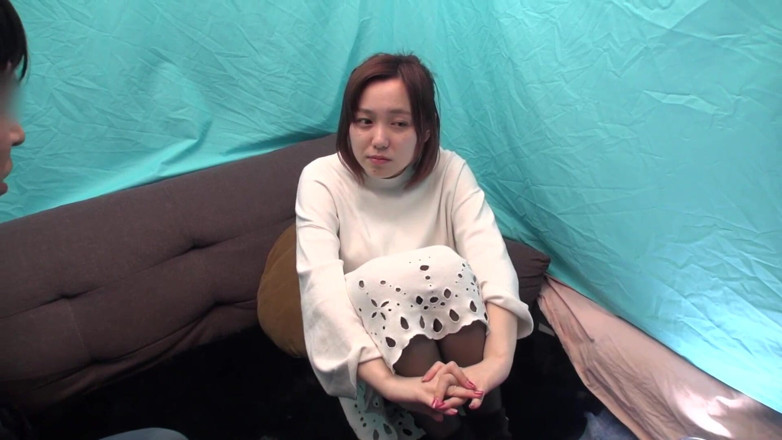 EAGLE Global: Real Pick-up! Amateur Girl Says She's Never Had an Orgasm!...