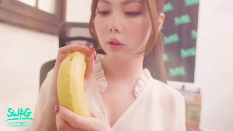 SWAG.live: Stunning Japanese Hotti Fucked Hard