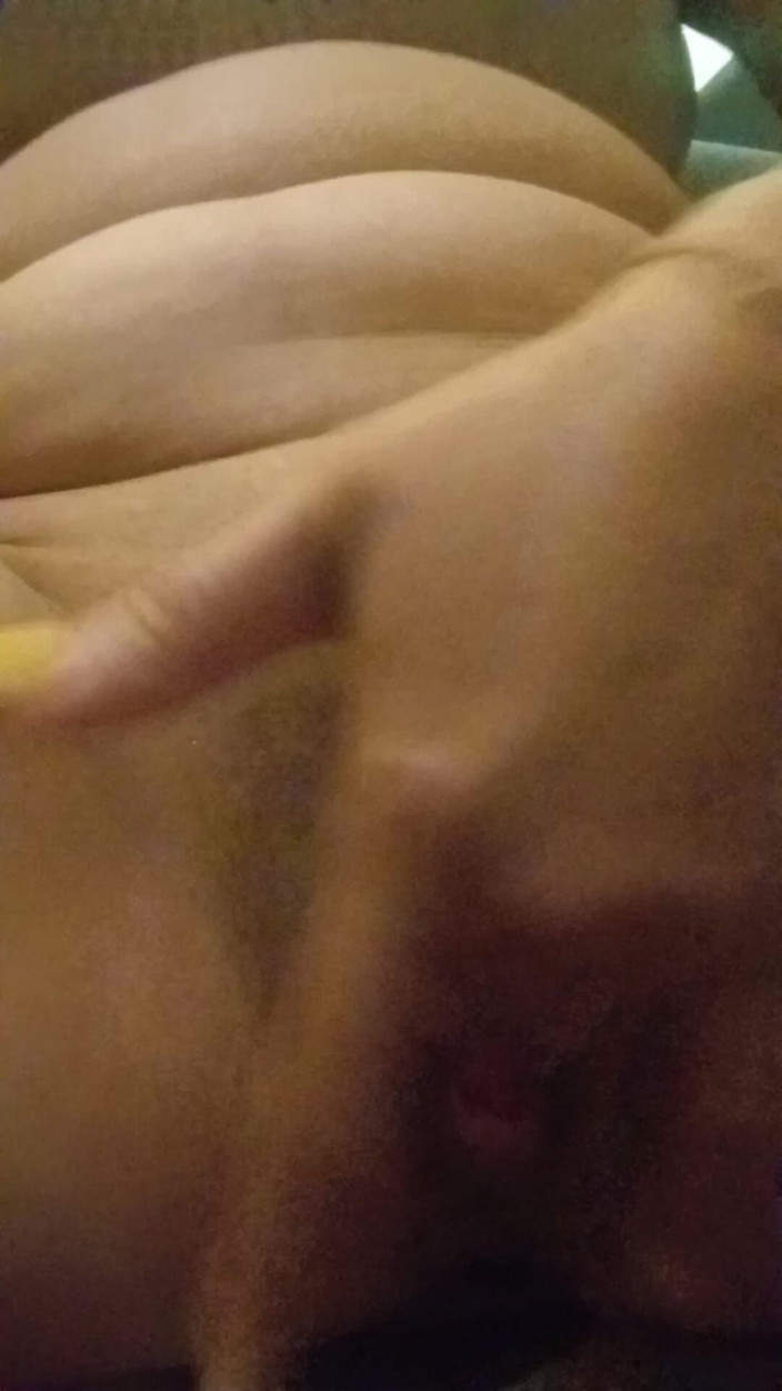 KhemmaDy: कौन मुफ़्त मेरे साथ जुड़ने के लिए आता है