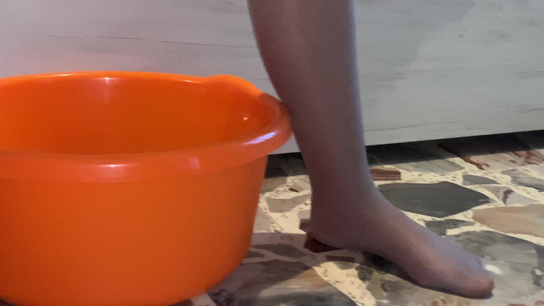 CoppiaCollant: Stoking kencing melalui pantyhose