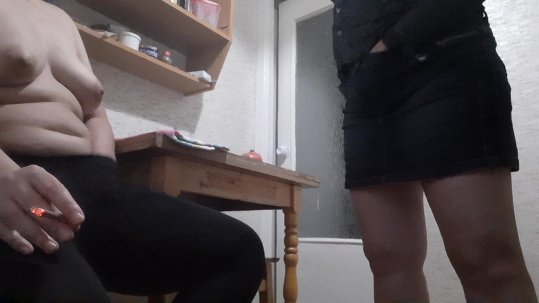 Lesbian-illusion: Awek fetish merokok dan pancutan mani - ilusi lesbian