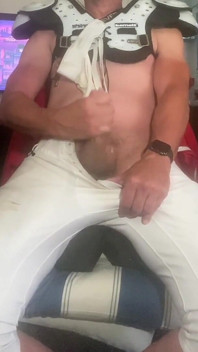 Jockdad87 Orzechy w jego podkładki i spodnie do piłki nożnej