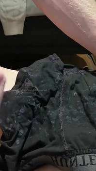 # 2 Ecco un paio di biancheria intima che faccio per un fan che li ordina pieno di sperma