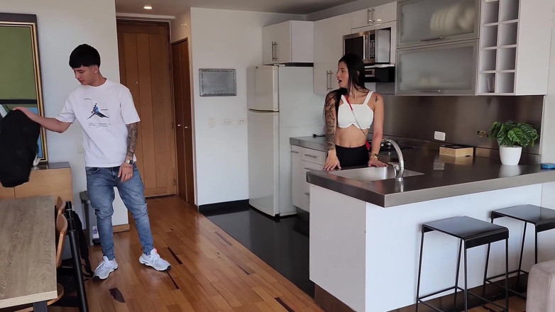 Salome Gil: Fucking My Stepbrother in the New Apartment
