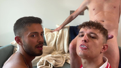 Jak White: Both My Used Got Used at the Same Time