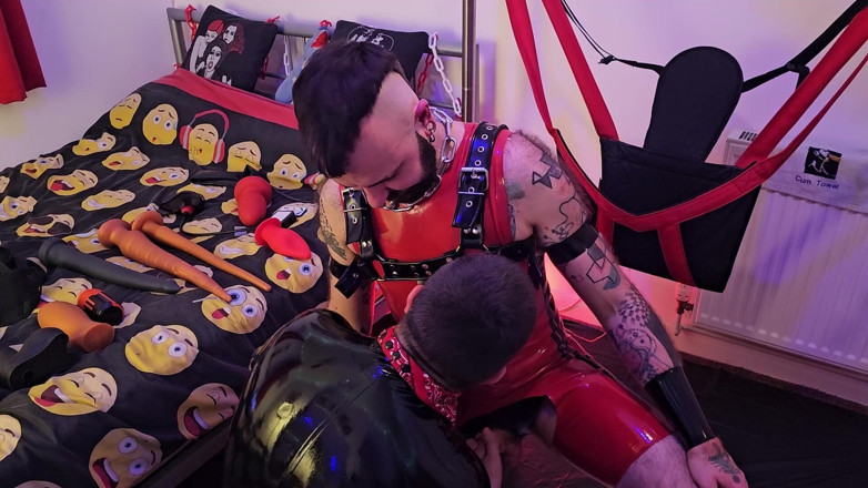 Kross Cumback: Fucking in My Sling