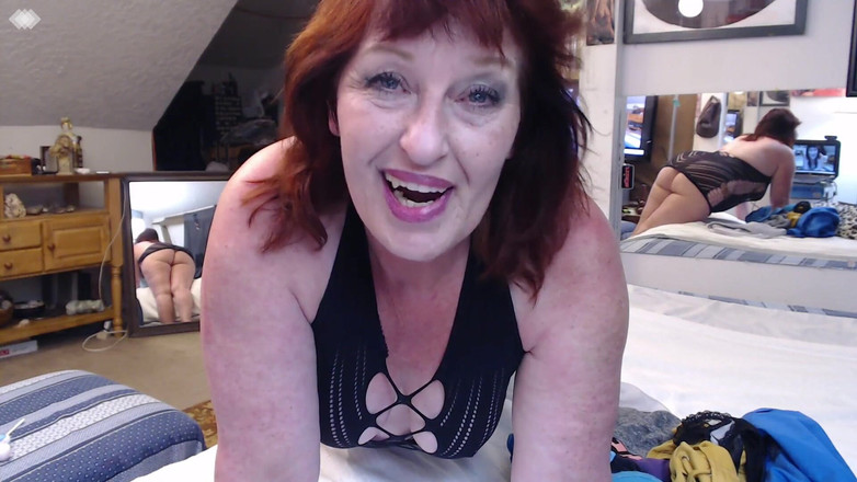 dawnskye1962: 299 我发现邻居穿着我的脏衣服偷我的内裤！