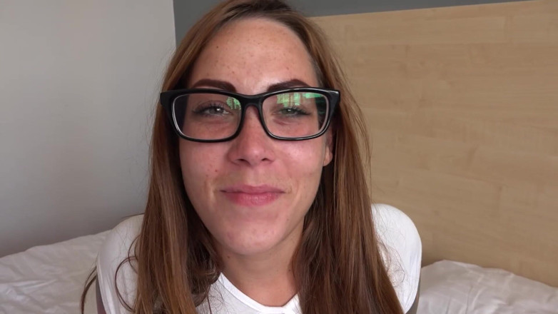 Purzel: Le casting des filles doivent sucer et baiser pour voir...