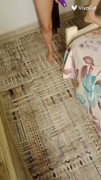 Descubrió el secreto de su pequeña hermanastra e invadió su privacidad.