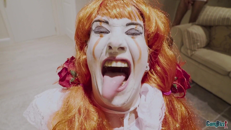 Cumbizz: Gadis remaja Belanda halloween telan sperma setiap kali dicrot sperma