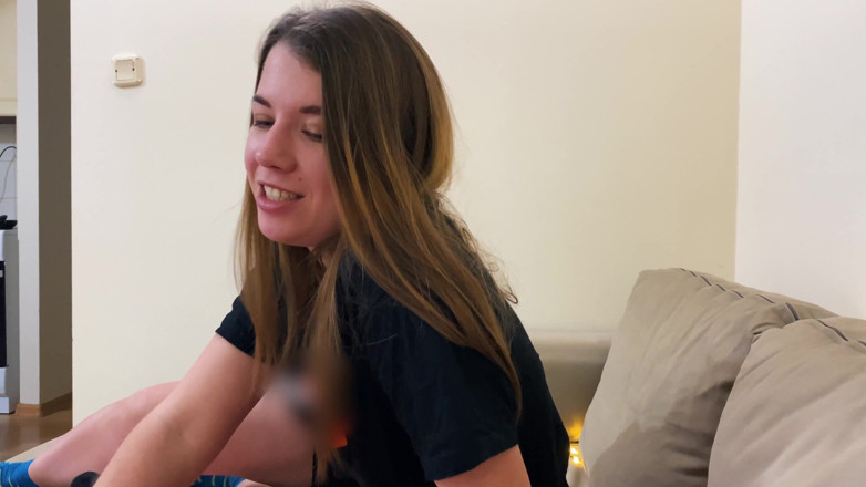 Addy Broke: Хотела есть, но получила сперму на ее лицо