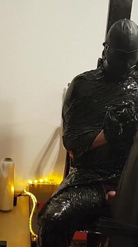 Folia Bondage Slave Part 2 - Folia klejąca zmumifikowana i obwiążona do szaleństwa