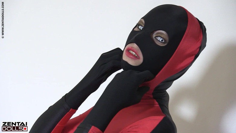 ZentaiDolls: Fată zentai cu țâțe pline