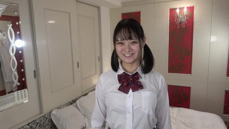 japan banana: Beauté japonaise aux cheveux noirs de 19 ans. Amateur mince, et...