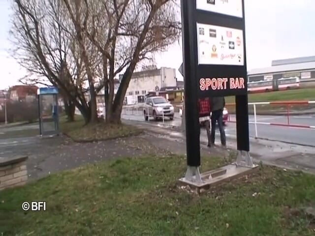 Experienced Men in Control: Pierdol mnie na zewnątrz
