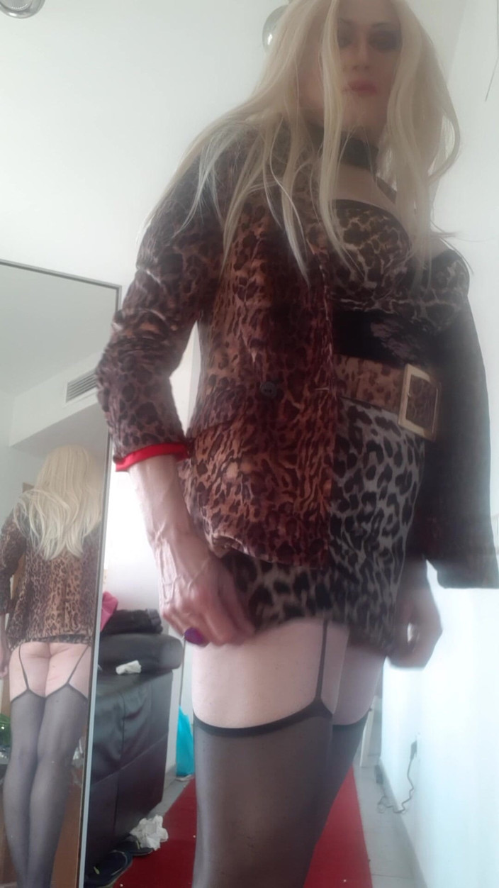 Tatiana Zorrita: Zralá Blonde Trans