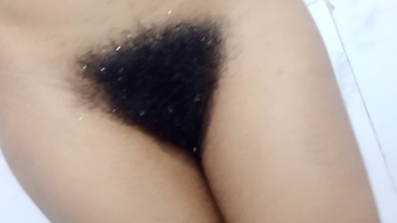 TEENADESI: Çıplak Hintli desi kız