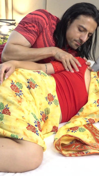 Sevimli Büyük Götlü Desi Kız Göt Yalamayı Ve Sert Seksi Seviyor