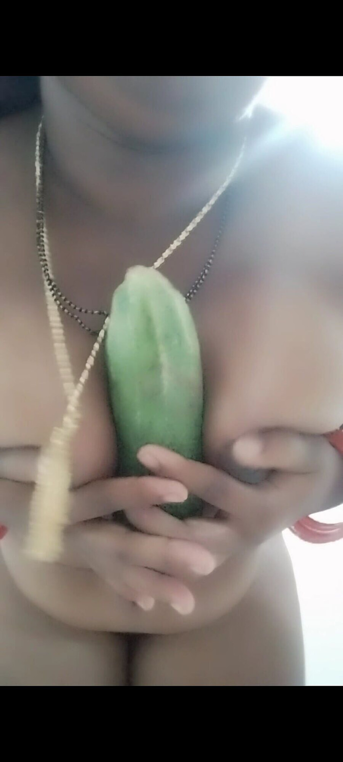 Desi World: 셈마 더러운 이야기 타밀 하우스 마누라