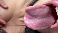 Asmr_mouth: Ti leccare in posizione di posa