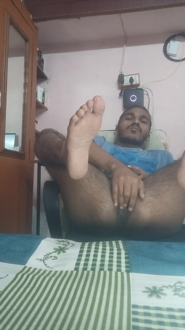 Suhas: Alone Desires Mastürbasyon