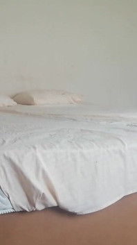 Part3 Desi Woman Bercuti di Island Motel Tricks Menggoda Pekerja Hotel Perkhidmatan Bilik Dan Dia Berkongkek muda kasar
