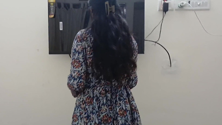Apple Porn: Servitoare sexy din Thailanda a dat cele mai bune servicii în...