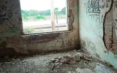 Indian Girl Getting Fucked in Abandoned Station