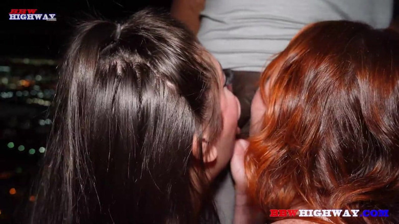 BBW highway studio: Polla negra dura recibe una doble mamada de 2 chicas blancas...