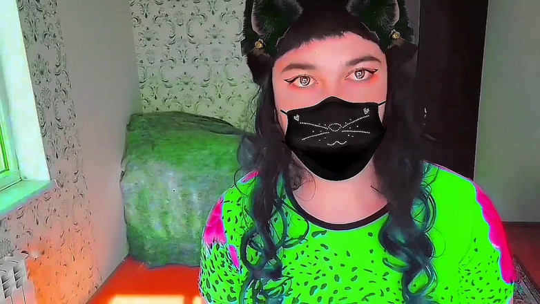 Kitty_Cross: 오늘 밤 매혹적인 움직임을 보며 웃고 있는 오지는 펨보이