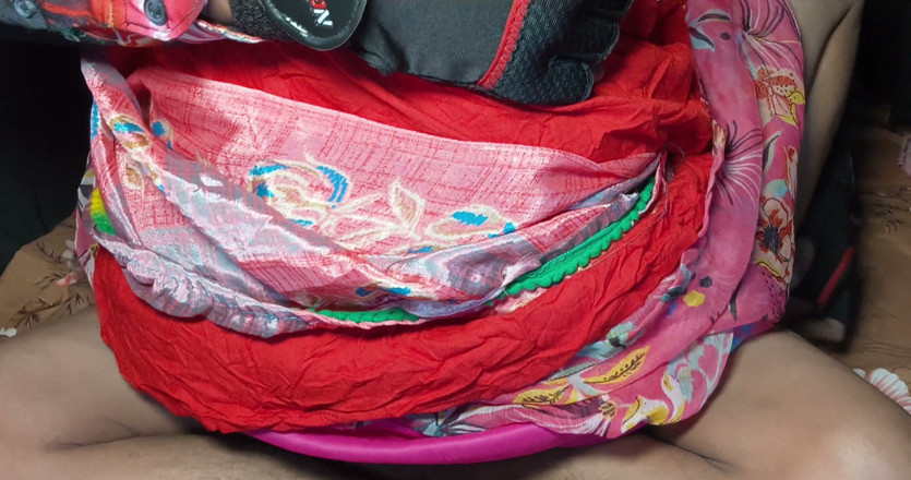 Desi step mom: Hintli üvey kız kardeş sert amcık sikişi
